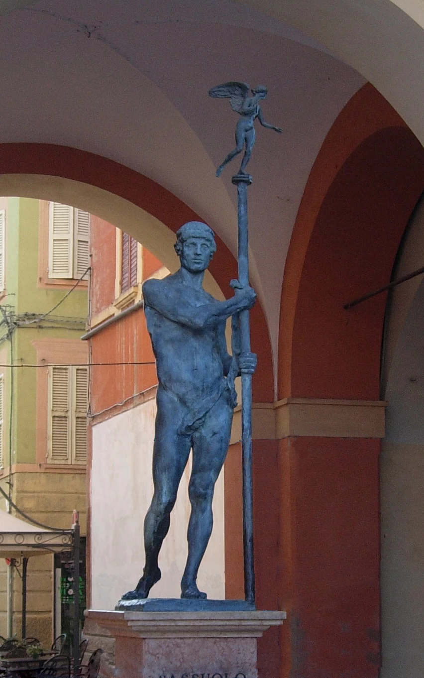 Figura di soldato con allegoria della Vittoria - Sassuolo, Modena